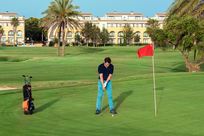 Spain golf holidays - 7 Nights HB & 5 Golf Rounds Free Driving Range & trolley - Photo 7
