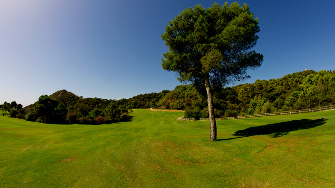 Spain golf courses - Los Arqueros - Photo 15