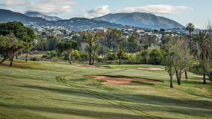 Spain golf courses - El Paraiso Golf - Photo 5