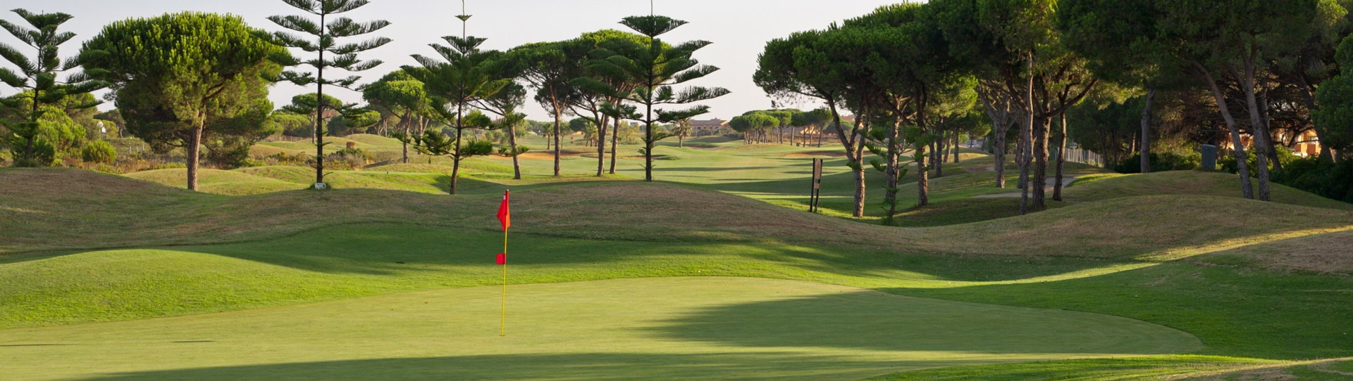 Spain golf courses - Sancti Petri Hills Golf - Photo 2