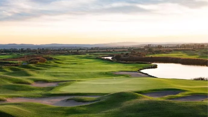 Spain golf holidays - Empordá Golf Links Course