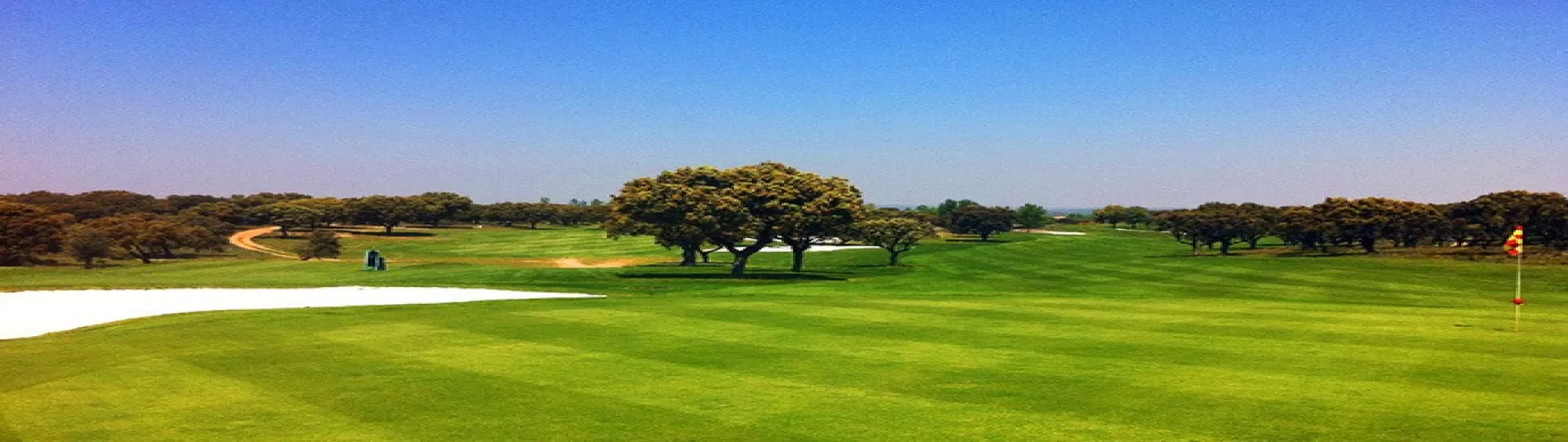 Spain golf courses - Villamayor Golf Course - Photo 3